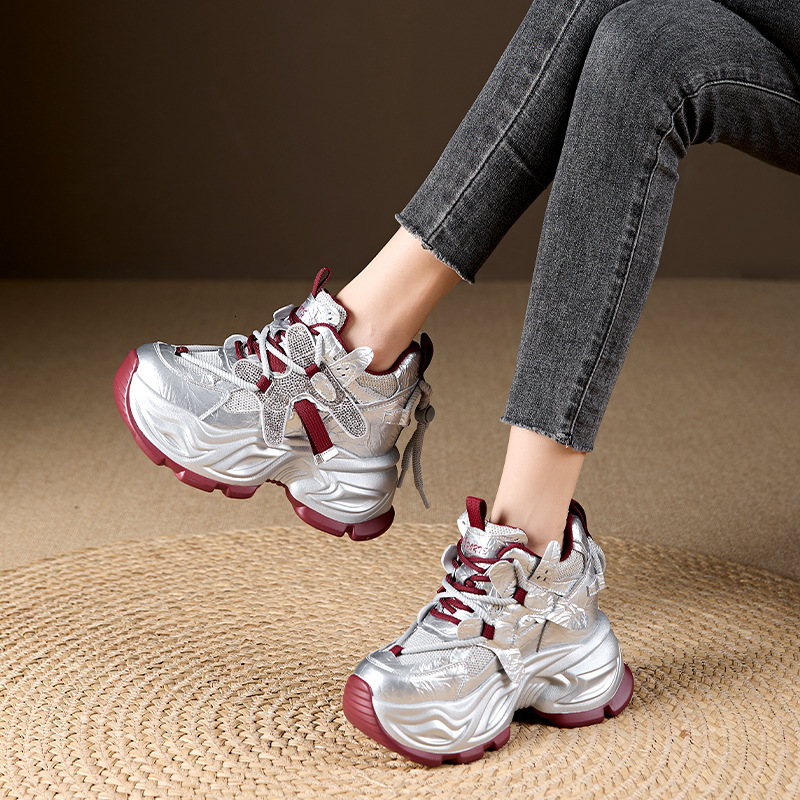 2025 New Water Diamond Thick soled Women's Shoes Designer Fashionable Multi functional Leisure Sports Sponge Cake Interior Height Increasing Wome