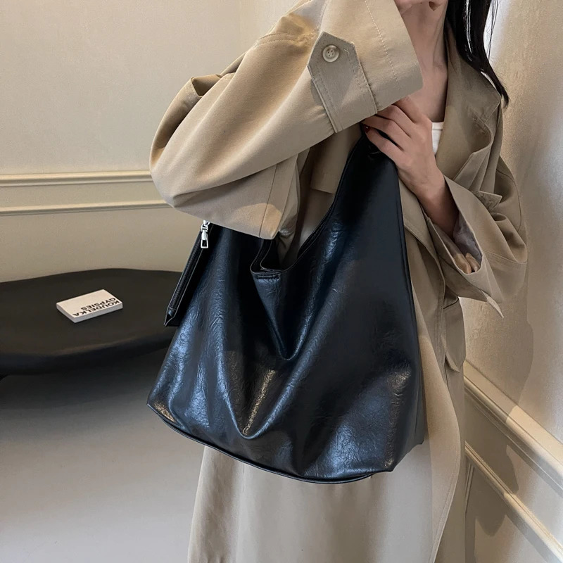 Burgundy 2in1 Womens Shoulder Bag Soft PU Leather Solid Color Large Capacity Shopping Stray with Coin Wallet 250320