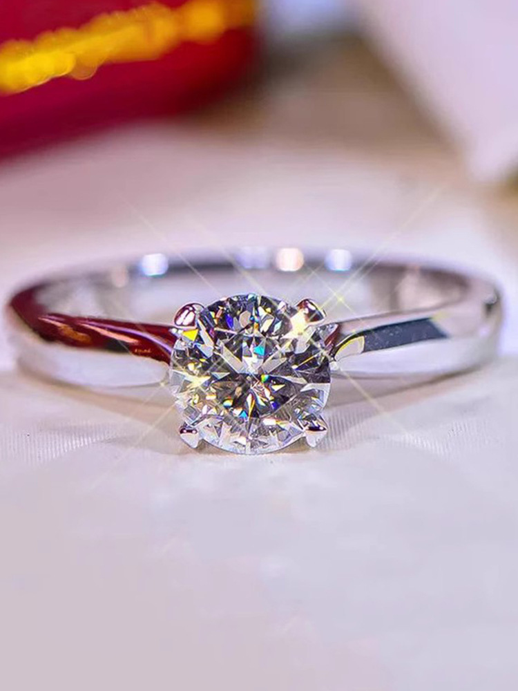 18KPT950 Womens Simple Four Claw Moissanite Proposal and Engagement 1 Diamond Ring