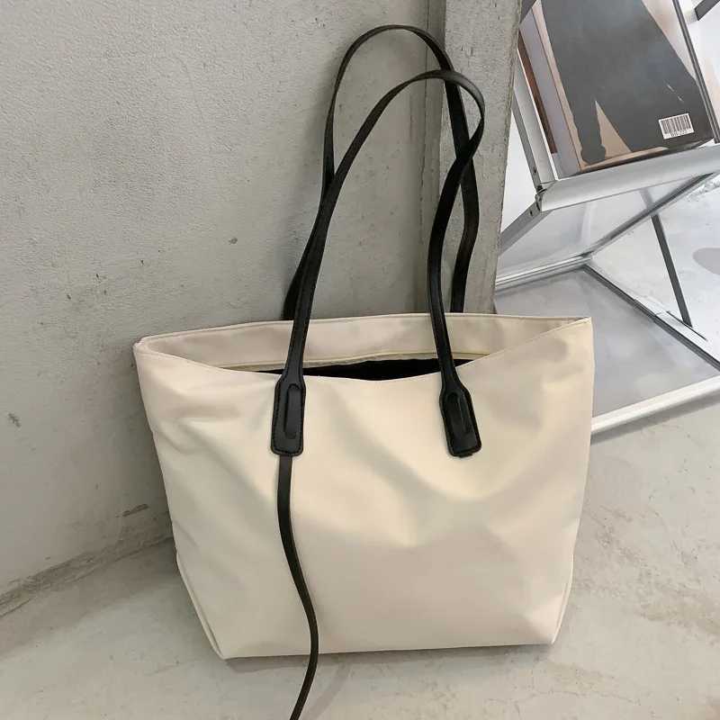 Ladies casual nylon large capacity shoulder bag zippered handbag solid color work travel shopping bag Y250320