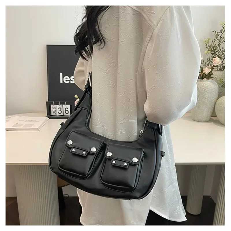 PU solid color 2024 new shoulder bag zipper sewing thread fashionable handbag soft motorcycle style popular cross body bag Y250320