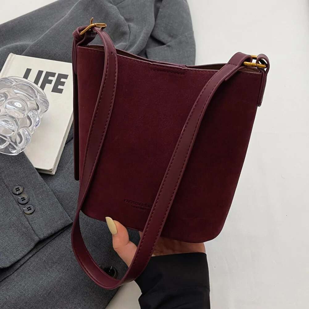 Women Retro Niche Design Casual Fashion Vintage Crossbody Satchel Faux Suede Shoulder Bag