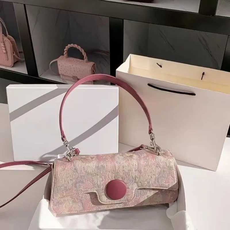 Womens luggage niche design embroidered arm bag new high-quality single shoulder French bag Y250319