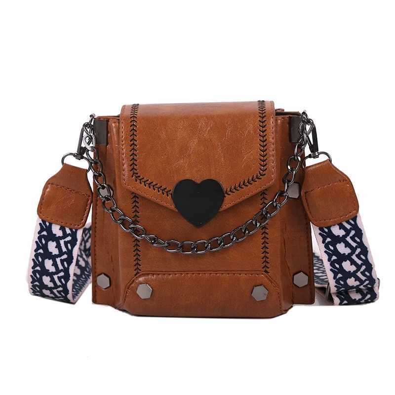 Womens handbag PU leather high-quality messenger cross body bag retro heart-shaped lock womens shoulder bag Y250320