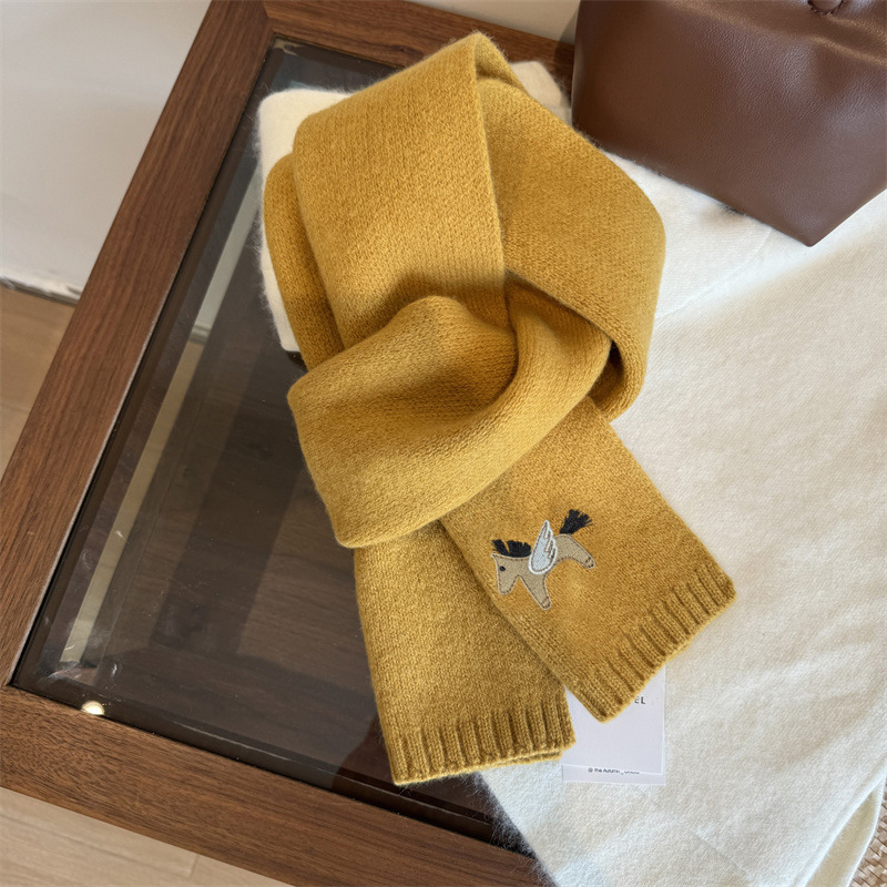 K188 "The Fantasy World of Embroidery" 2024 New Three-Dimensional 100% Merino Wool Scarf Embroidered Neck Scarf