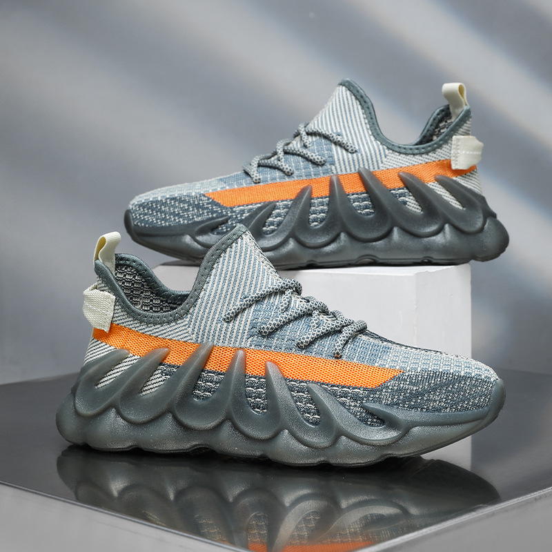 Free shipping 2025 New women men fashion sneakers black gray sport shoes running shoes breathable athleisure runners trainers men Soft sole comfort si
