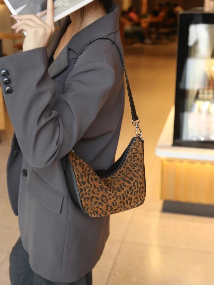 Genuine leather womens fashion classic shoulder cross zipper soft shell suede half moon bag splicing armpit 250320