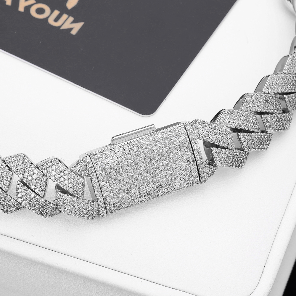 Hip Hop Fine Jewelry Moissanite Cuban Link Chain With VVS GRA Certificate S925 Sterling Silver D Color 15mm Ice Diamond Necklace
