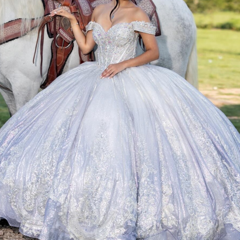 Luxury Silvery Shiny Sweetheart Quinceanera Dresses Off The Shoulder Applique Lace Beads Tulle Vestidos De 15 Anos Sweet 16 Dress