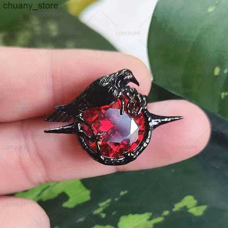 Solitaire Ring Love and Deep Space Ancient Style Crow Brooch Personalized Fashion Design Night Attack Chapter Birthday Gift Decoration z250321