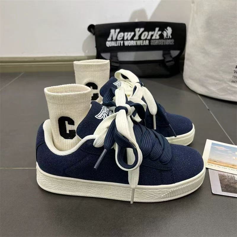 2025 New High Beauty Thick Bottom Blue Bread Male and Female Student Designer Fashion Multi functional Casual Skateboarding Shoes