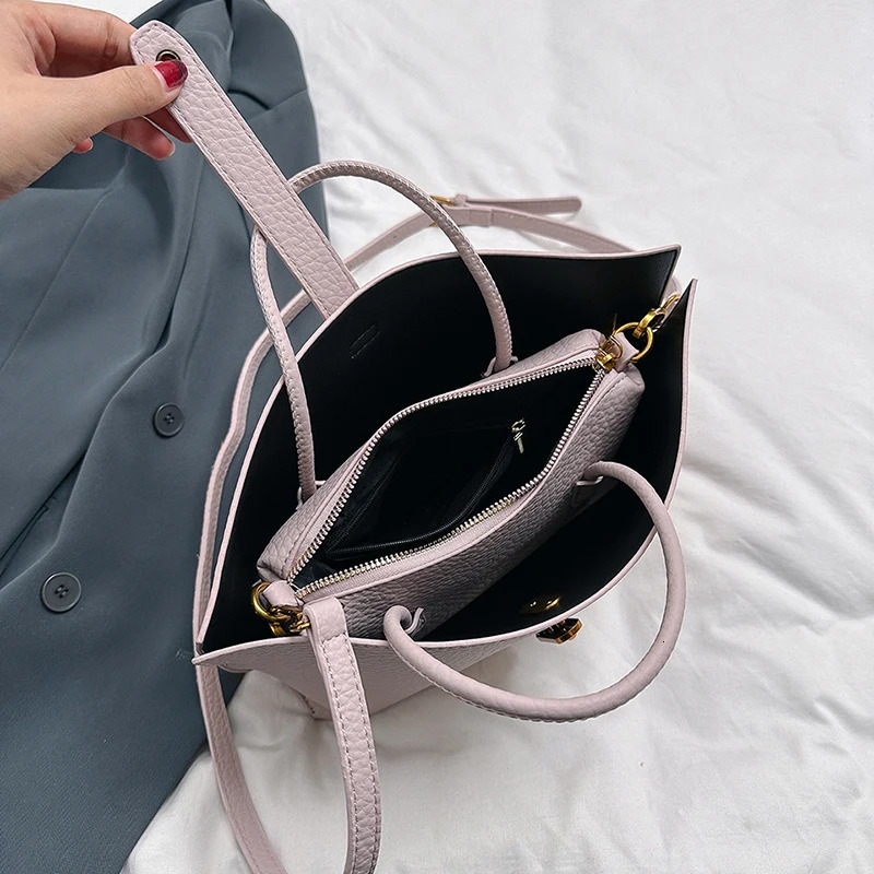French unique texture womens handbag retro style highcapacity commuting shoulder bag composite 250320
