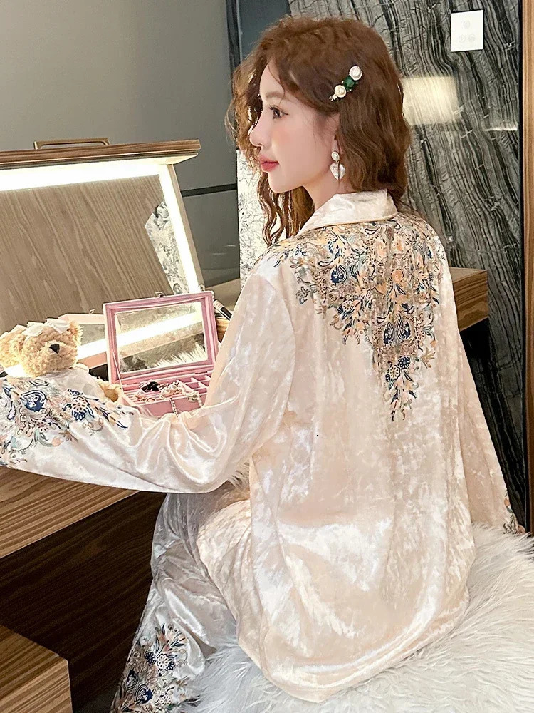 Spring Autumn Pajamas Womens Korean-Style Lapel Golden Velvet Top With Pants For Outer Wear Home Clothes 250321
