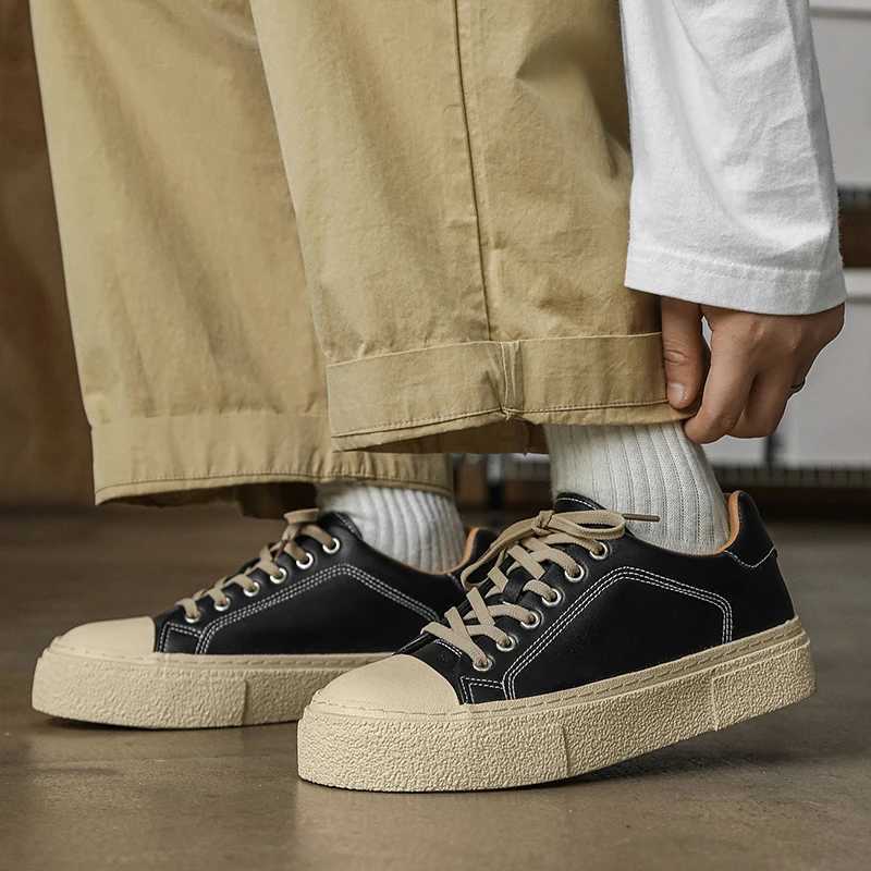 Mens Vcani shoes spring and summer fashion trends casual sports shoes outdoor flat tennis shoes student board shoes Y250320