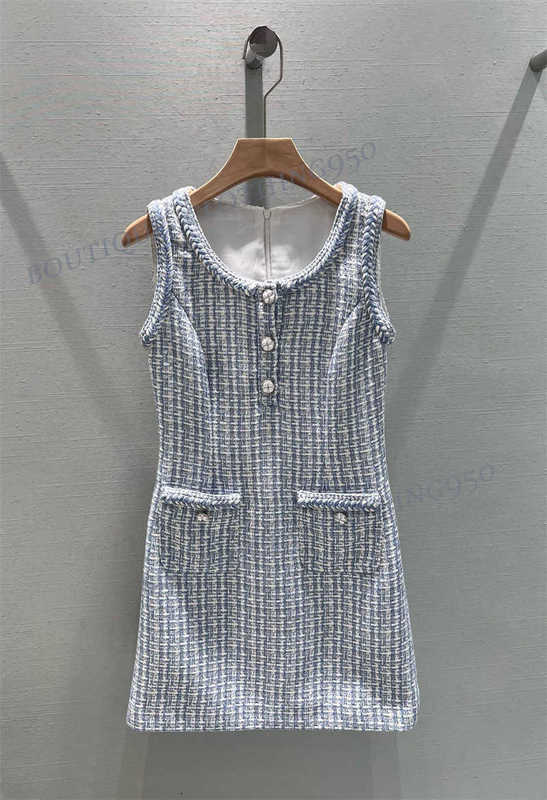 Basic & Casual Dres… - image