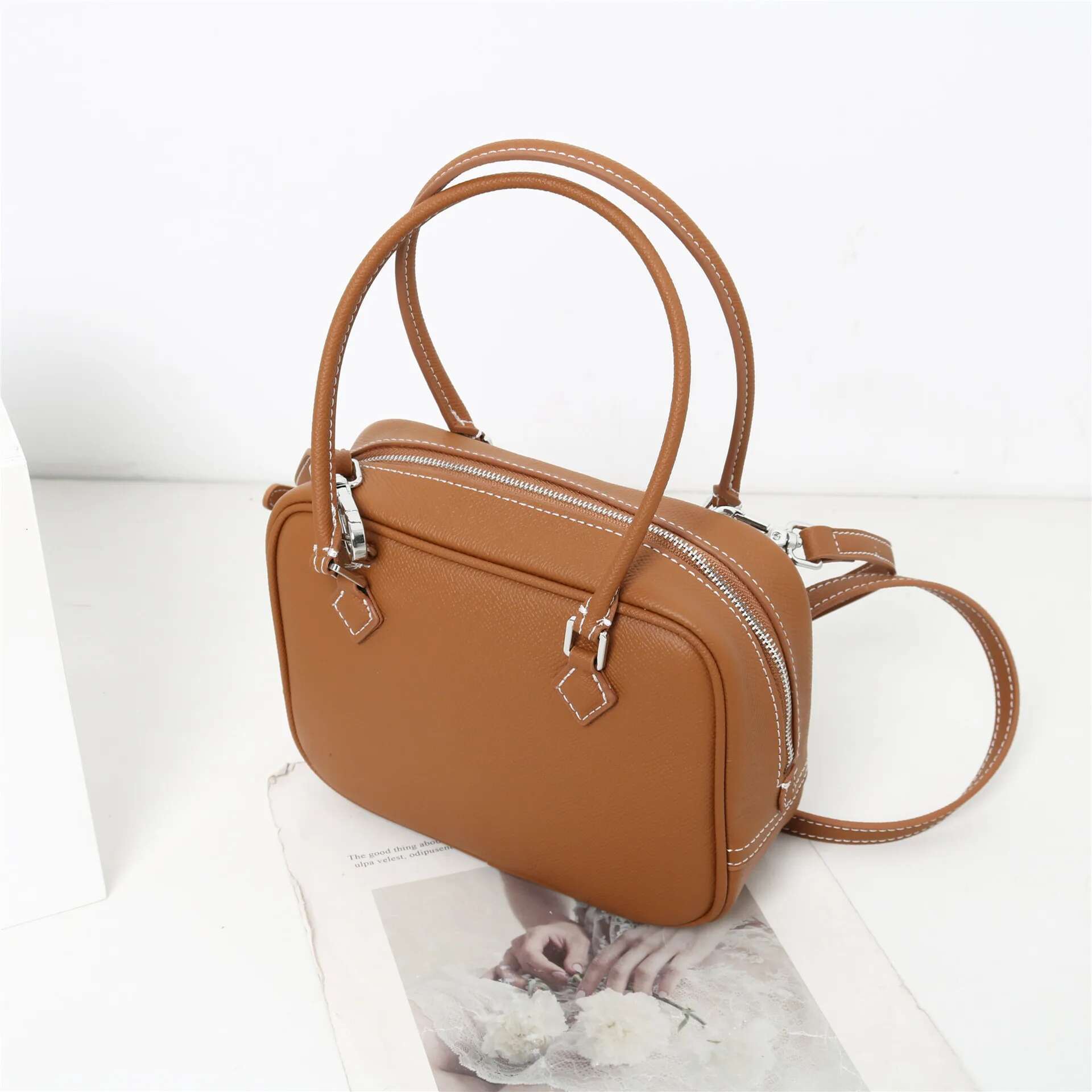 2024 New Fashion Genuine Women's Shoulder Bags Soft Leather Ladies Crossbody Bag High Quality Feather Handbags Brown