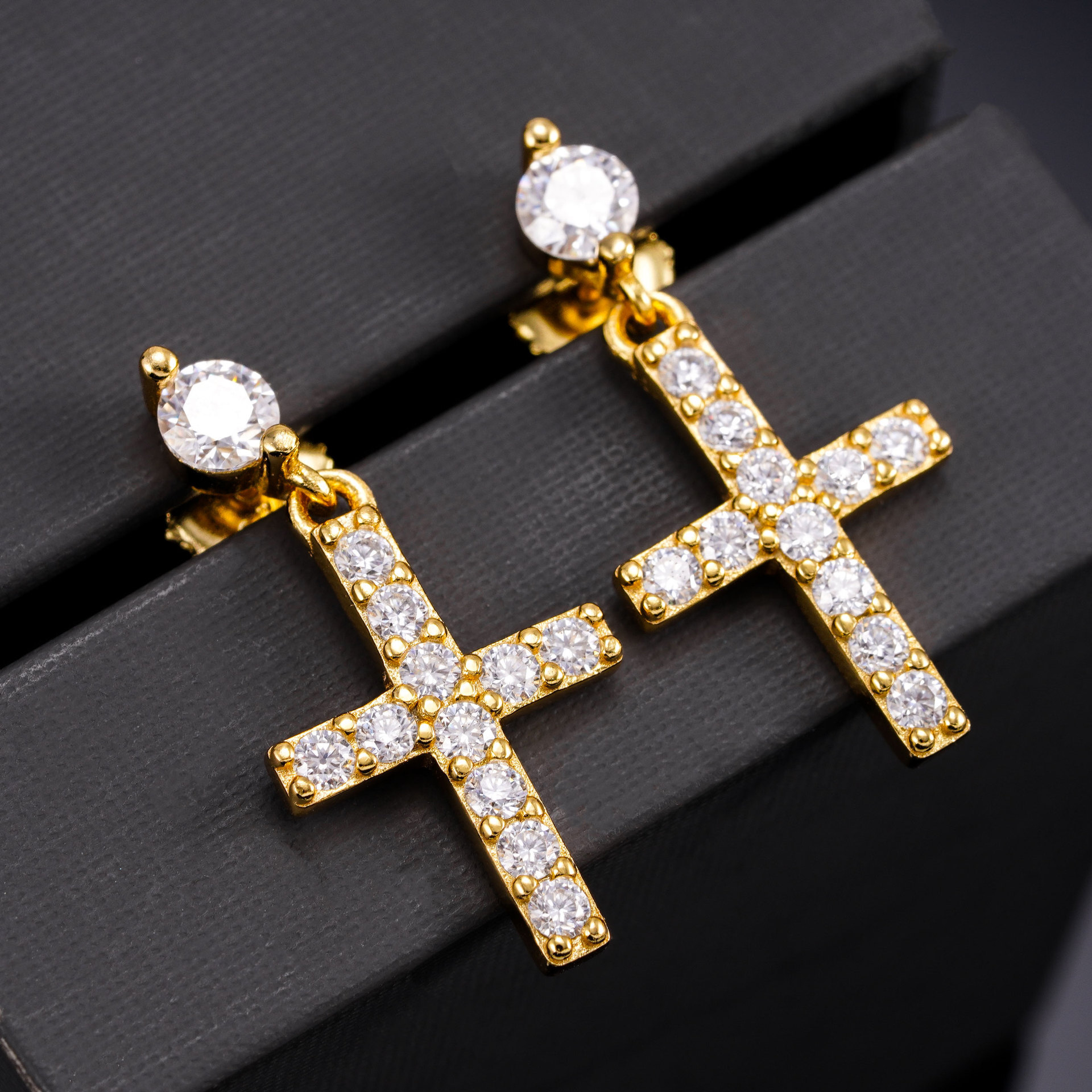 Hot selling jewelry 925 silver vvs moissanite pendant cross earrings full of diamonds hip-hop versatile earrings for men and women