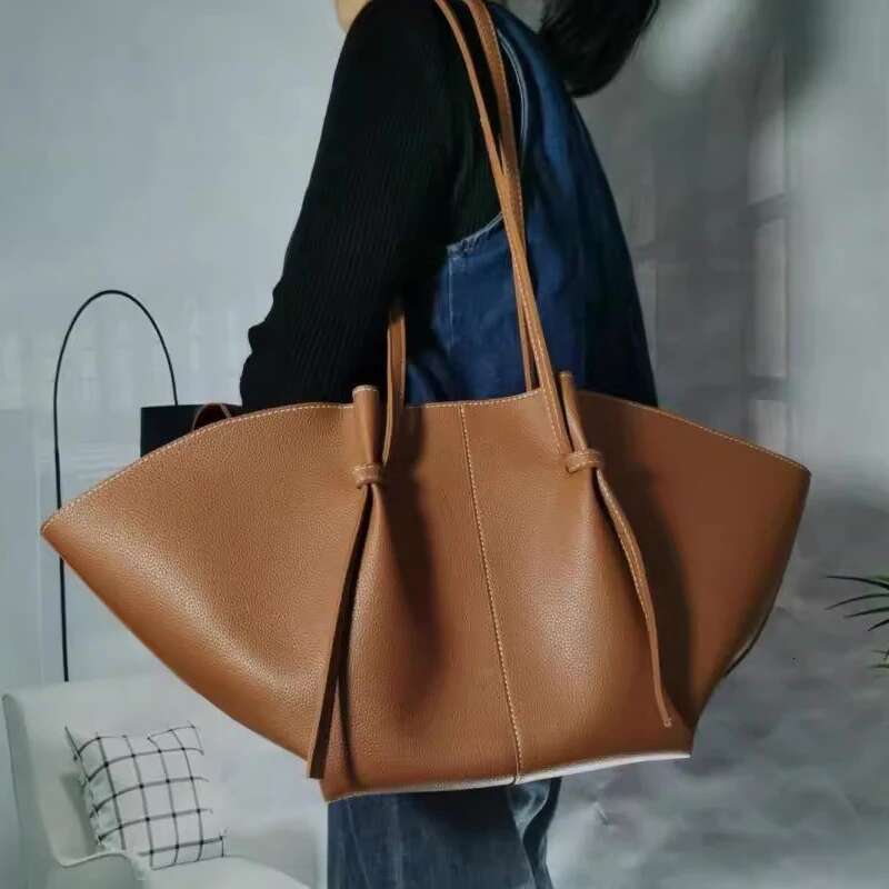 Designer bag Fashion Large Capacity Trapeze Women Shoulder Bags Designer Lady Handbags Pu Leather Underarm Bag Big Shopper Purses