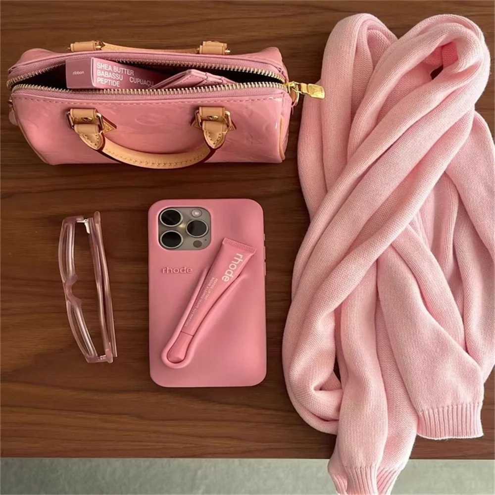 Rhode Phone Case for 16 Pro Max Plus 11 12 13 14 15 Lipstick Soft Silicone Bumper Lip Gloss Holder Makeup CoverXJ250321