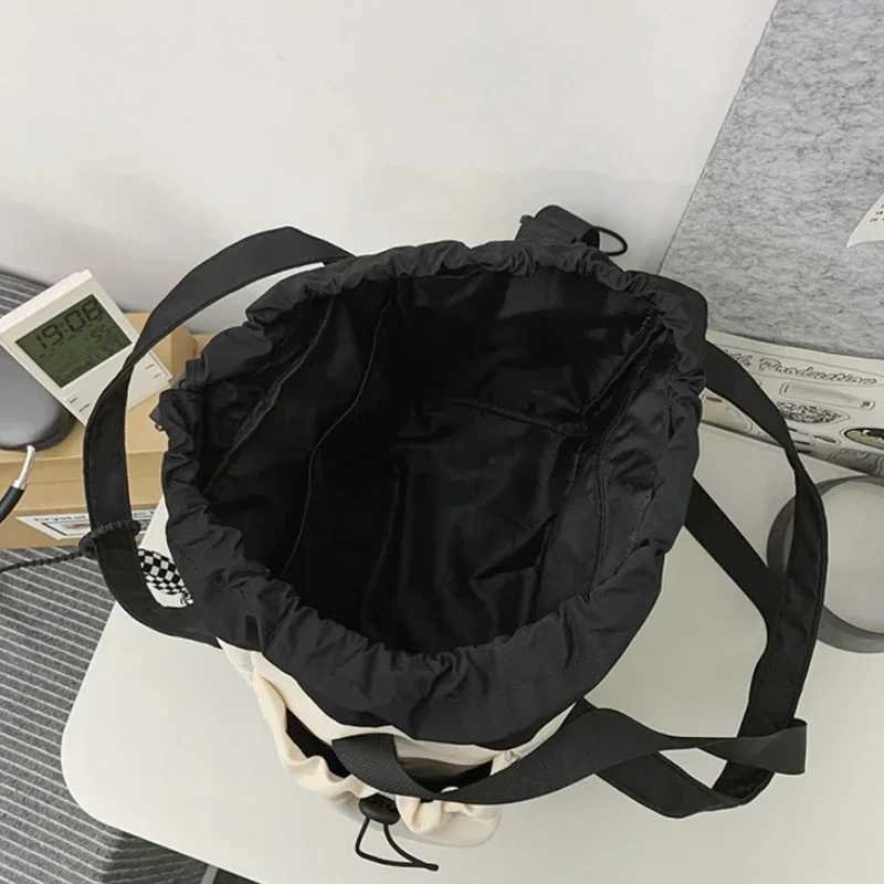 Personalized womens cross body bag wholesale large capacity couple shoulder bag new casual nylon luxury Drstring handbag Y250319