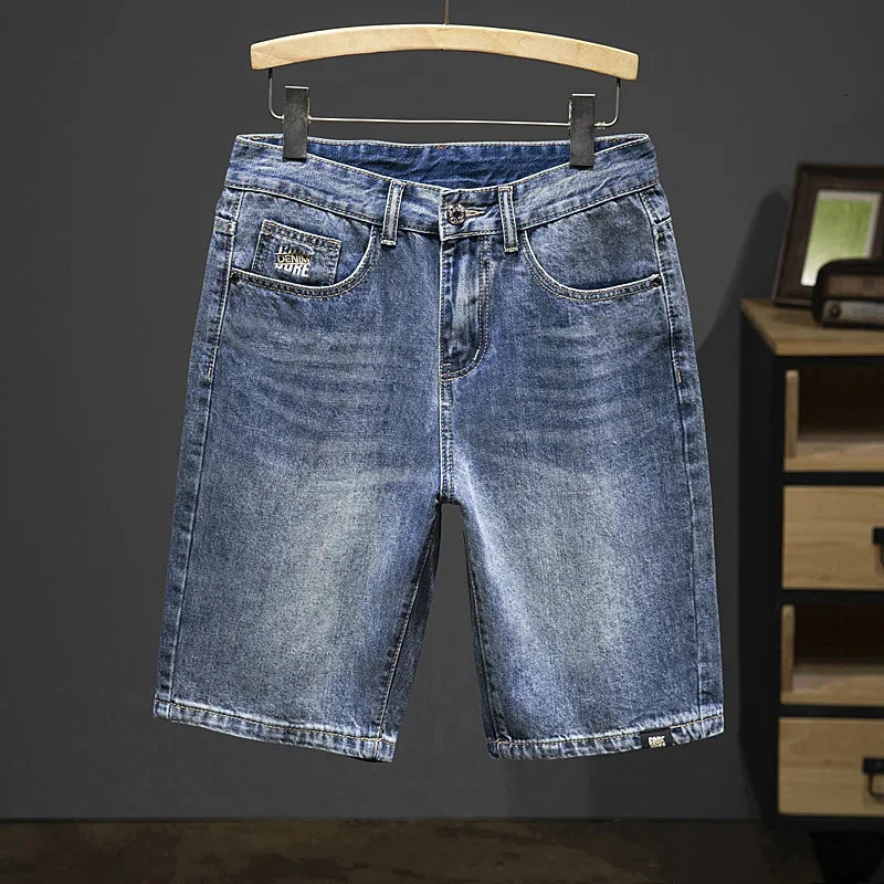 2024 Summer Ultra Thin Mens Retro Street Denim Shorts Fashion and Paradigm Straight Leg Fit Blue for Men 250312