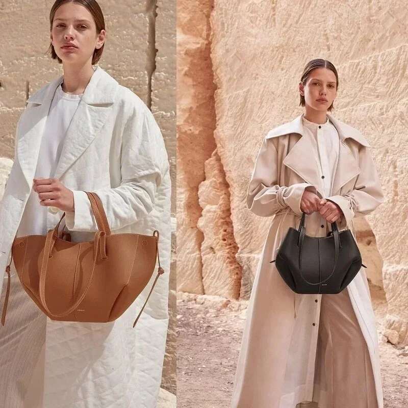 Designer bagNew Hot Selg Item Fashion Atmosphere Shopping Bag Trend Classic Queen Fan Casual Chic Retro Style Premium Handbag Toys Gift