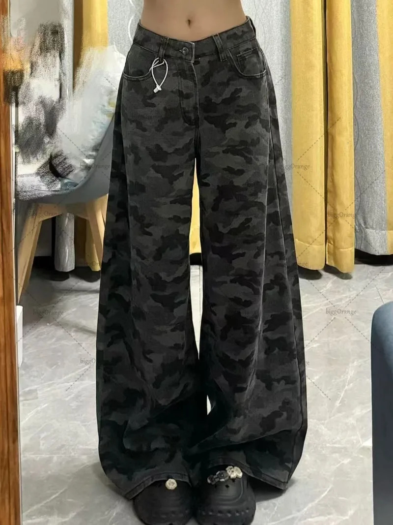American Retro Camouflage Oversized Jeans Fashionable Loose Personality Street Hip-hop Trendy High Waist Wide-leg Straight Pants 250320