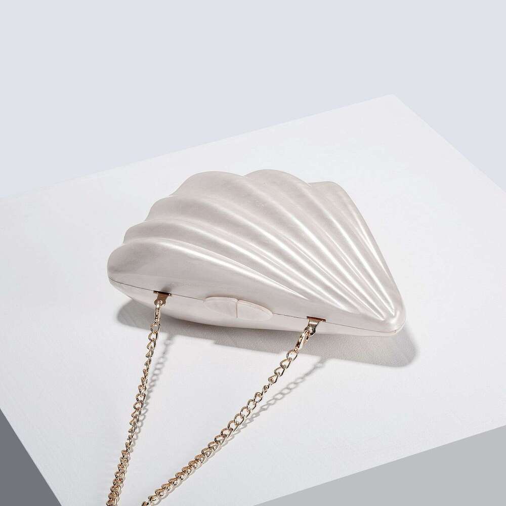 Women's European and American Shoulder Slant Cross Fan Shell Acrylic Bag Wedding Banquet Handbag 2025 New Casual Fashion Trendy Clothing