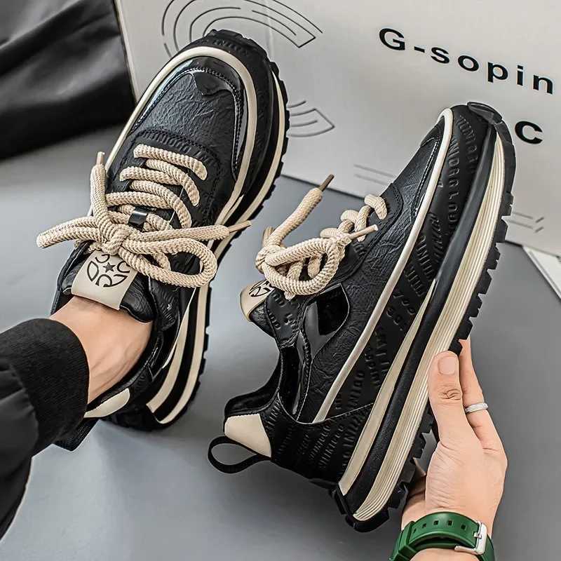 Hot Selling Mens Chunky Sneaker Fashion Non-slip Casual Sport Shoes Comfortable Lace Up Vcani Shoes Mens Slippers Y250320