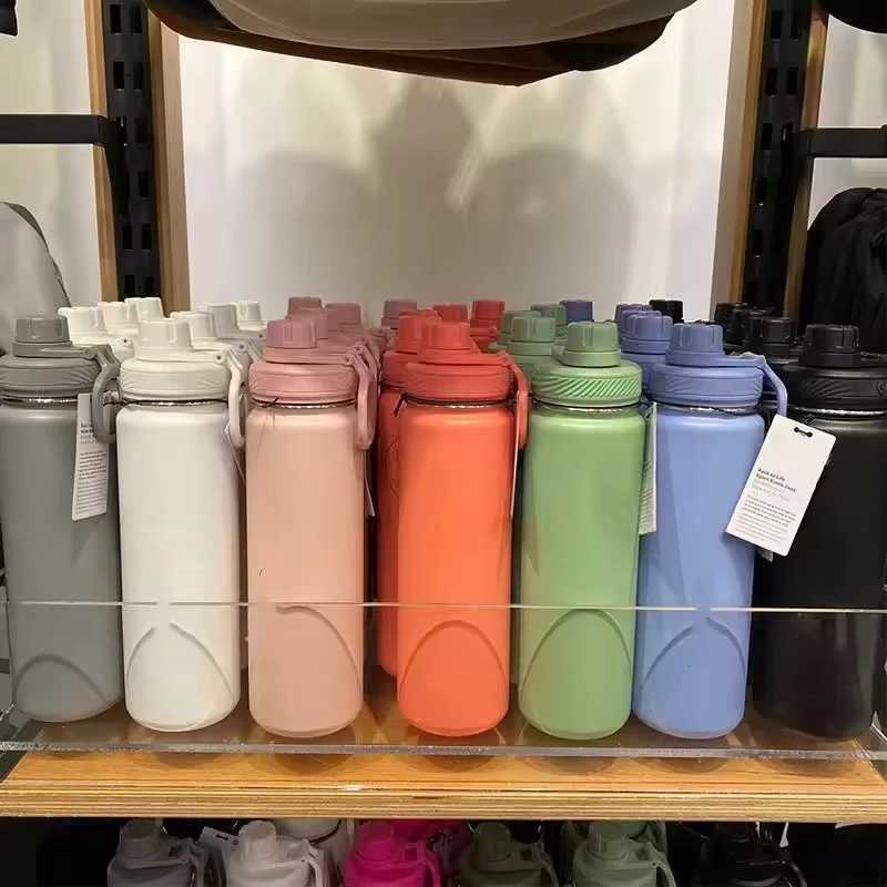 710ml Insulated Water Cup Sports Water Bottles Stainless Steel Vacuum Cup Portable Outdoor Handheld Cup Without X250321