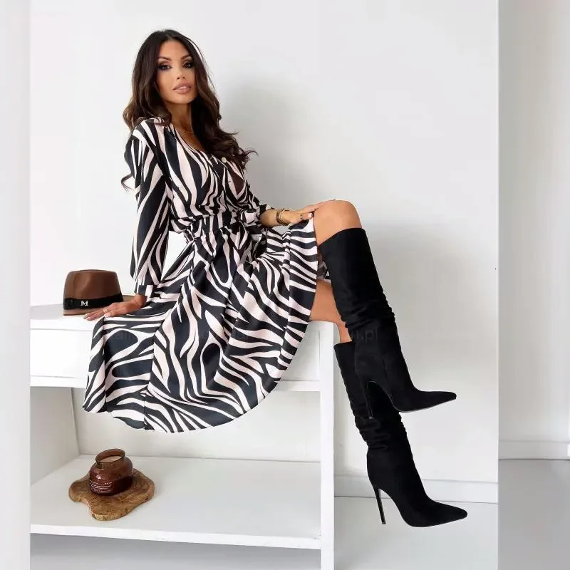 Early Spring European American CrossBorder Long Sleeve VNeck ButtonUp WaistFitted MediumLength WideHanging Dress 250320