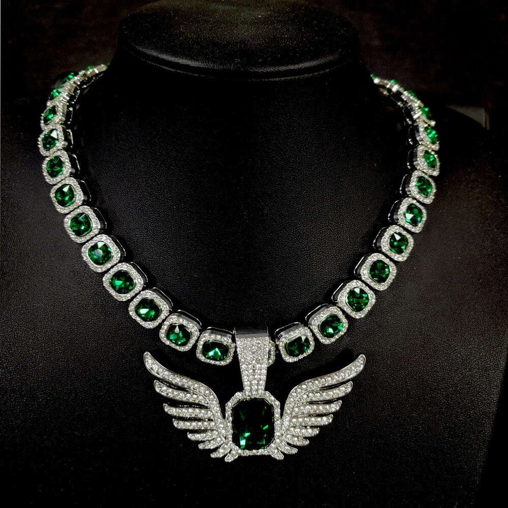 Light niche men and women fashion angel ins wing pendant emerald hip-hop rock sugar Cuban chain