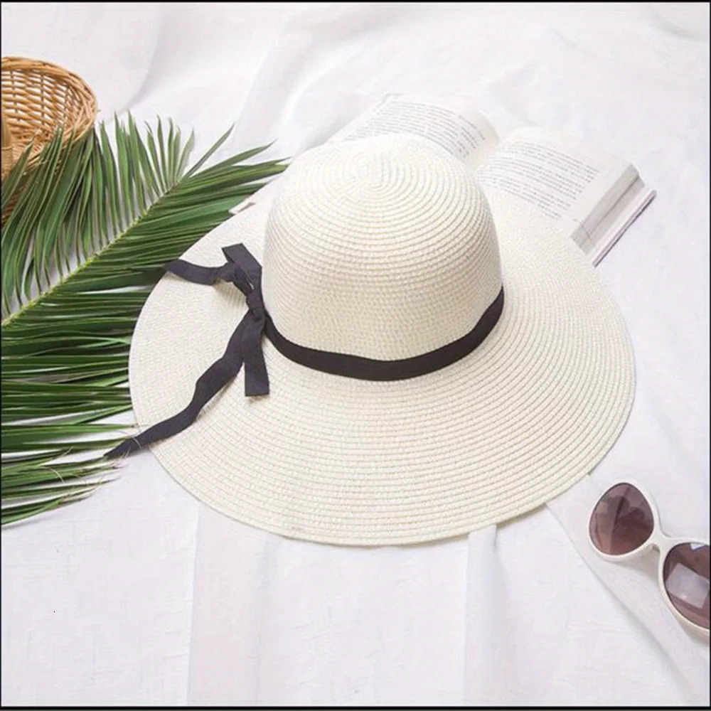 Big Eave Straw Hat Womens Black Bow Edge Sunscreen Folding Beach Hat Outdoor Seaside Vacation Fashionable and Elegant 250320