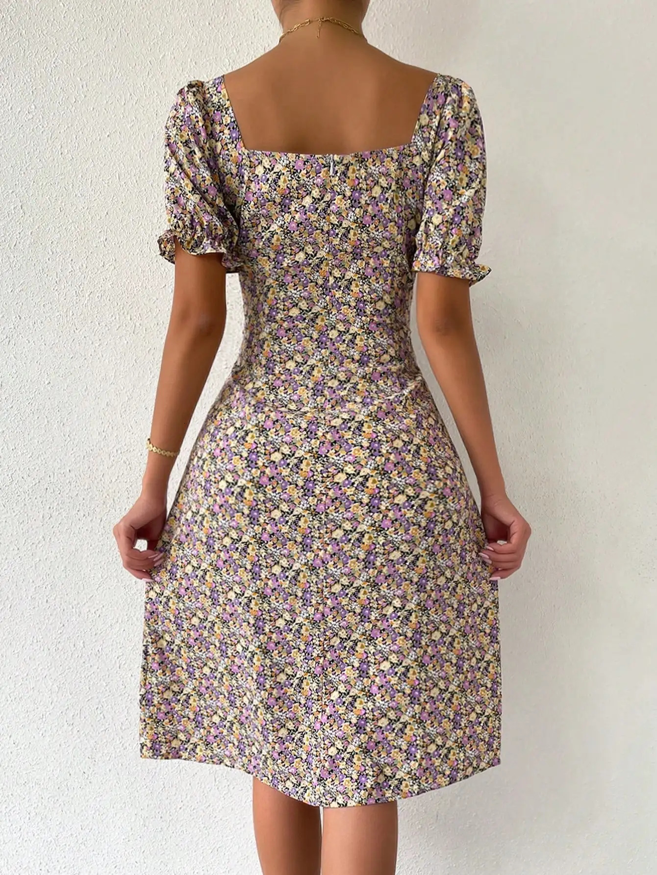Elegant and fashionable womens clothing ordinary collar short sleeved full body printed pleated and sexy womens clothing 250317