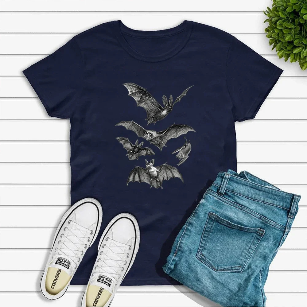 Gothic T Shirt Witchy Clothing Pastel Goth Dark Grunge Tumblr Aesthetic Halloween Bat Vintage Release The Bats Shirt 250320