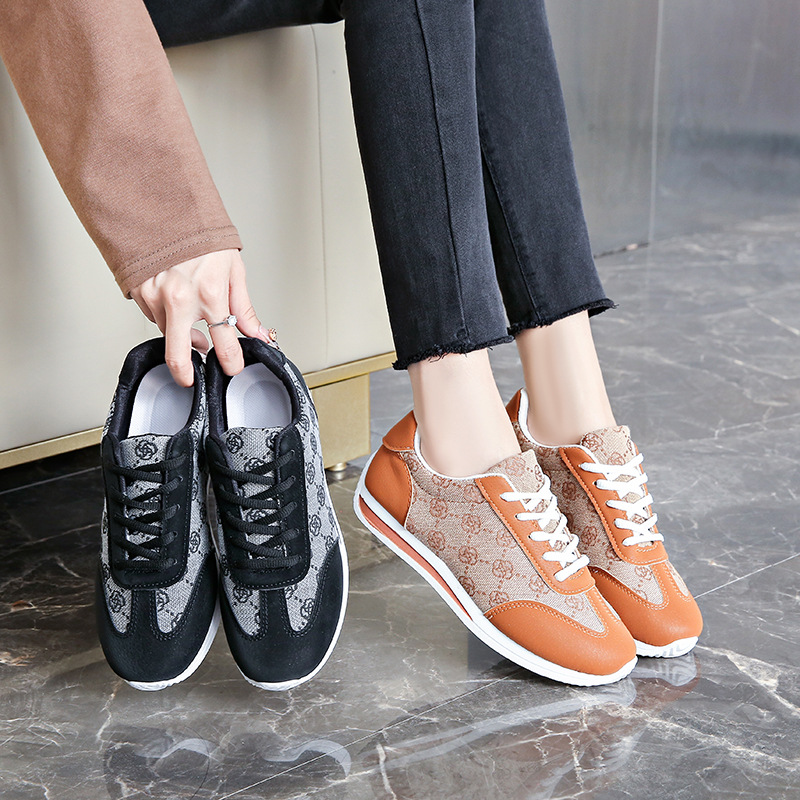 Women's trend light fashion Gump shoes women's new soft sole simple casual sports shoes for women