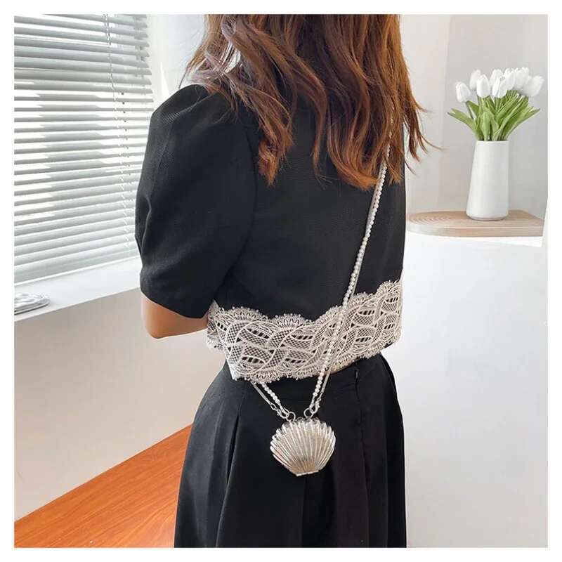 New Summer Lipstick Bags for Women Fashion Pearl Mini Purse Crossbody High Quality Gold Shell Designer Shoulder Bag