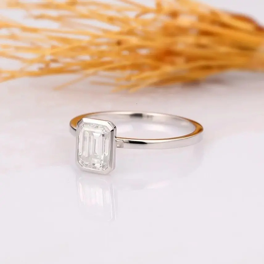 1-3ct Emerald Cut Ring 925 Sterling Silver Engagement Solitaire Rings for Girl Gold Plated Anniversary Gifts 250311
