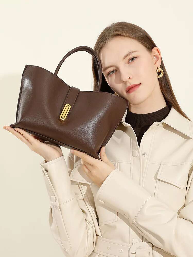 Cowhide Genuine Leather Handbags Women Vintage Shoulder Female Bucket Bag High Quality 2025 Crossbody Bag