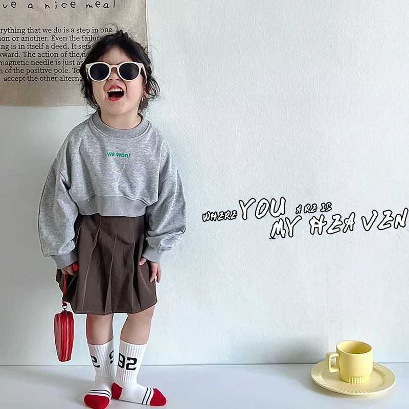 Childrens boys and girls socks childrens spring socks summer calf team socks fashionable striped sports socks X2503221