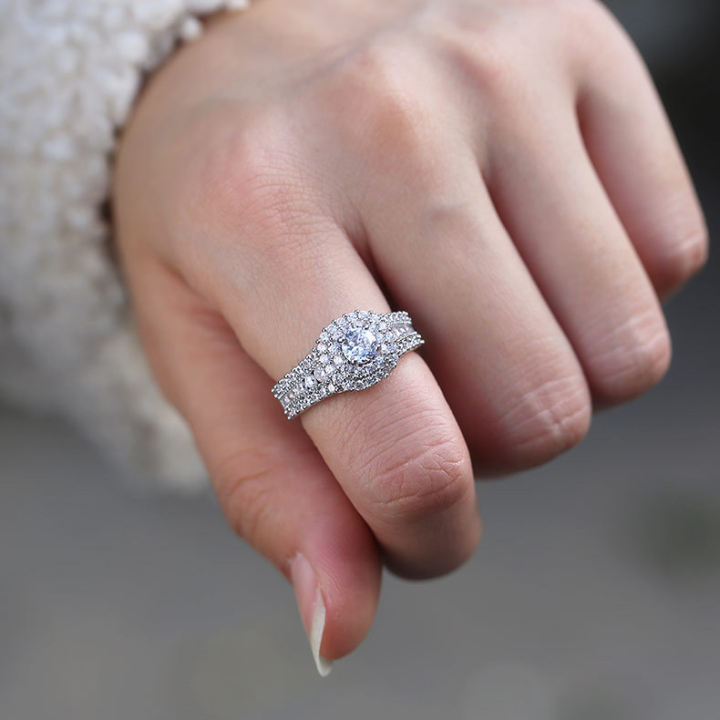 Cluster Rings White Gold Color Moissanite Ring For Women Square Anillos Bizuteria Wedding Bague Gemstone Diamond Jewelry Cluster