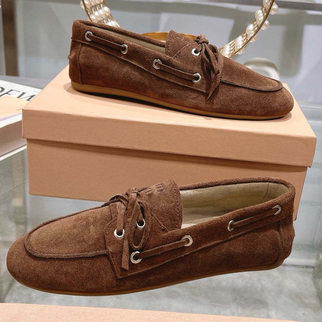 Unlined bleached leather boat shoes 5D123E SS25 fashion show new ladies loafers retro color polishing process ladies lace up casual shoes luxury brand bean shoes