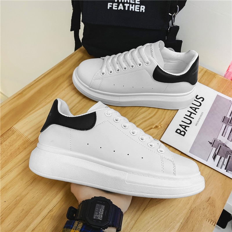 White shoes for men and women, made of PU leather same style high version all-match shoes New style in 2025 thick-soled height-increasing sneakers laz