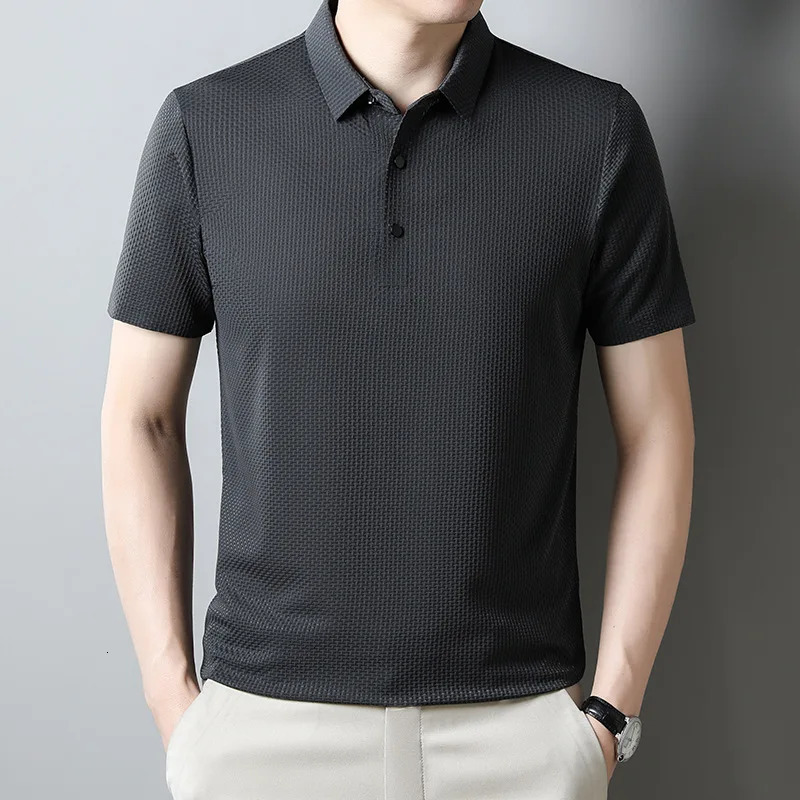 Summer Style Mens Middle-aged Young Mens Douyin Polka Yarn Lapel Traceless Breathable Short-sleeved T-shirt POLO Shirt 250321