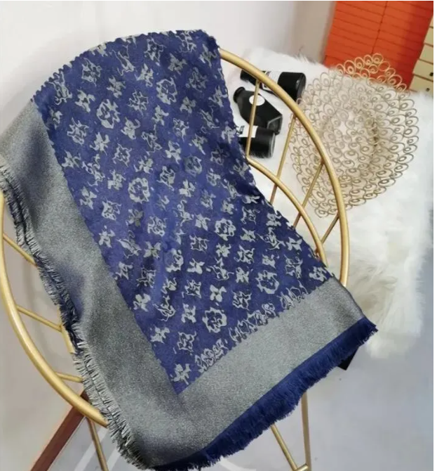 2023 New Luxury V Scarf Cashmere Thick Shawl Women Long Winter Wram Pashmina Wraps Hijab with Tassel Bufanda Foulard