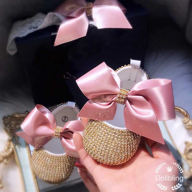 Dollling Girls Baby Shoes Newborn Gift Happy New Year Baptist Shoes Red Shoes Handmade Mommy Daughter Outfit Bling Botties X250322