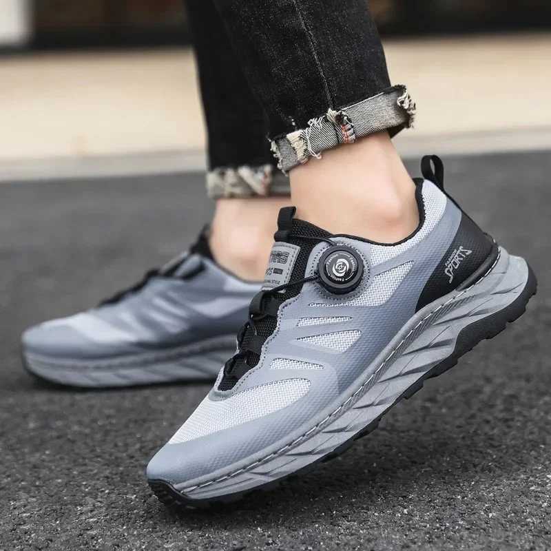 Mens sports shoes fashionable outdoor casual shoes mesh breathable sports running shoes mens basketball training shoes Tenis Masculino W250322