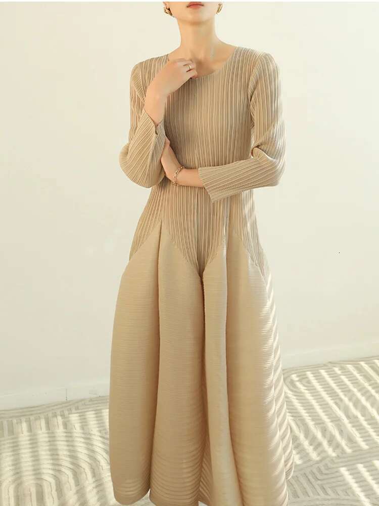Miyake Pleated Sleeve Wer Bud Dress 2023 Spring Lantern Long Casual Elegant Dresses Dubai Abaya Women Designer Clothes