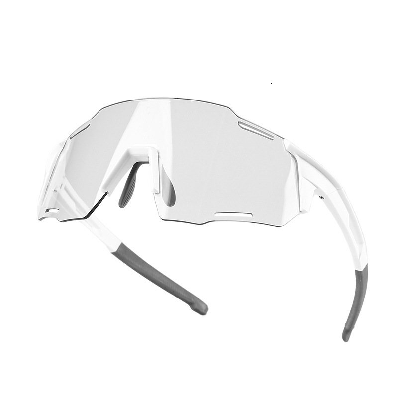 Cycling Glasses Windproof Glasses For Men And Women Discoloration Sports Fitness Running Goggles Day And Night Dual-purpose Cycling Equipment
