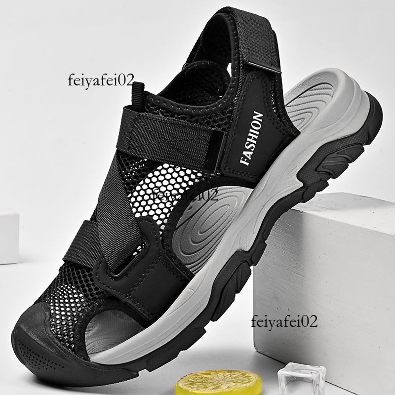 Summer Mens 2025 Soft Leather Casual Sandals: Outdoor Cover Anti-Slip Wear-Resistant Men Hot Closed Toe Sandals :